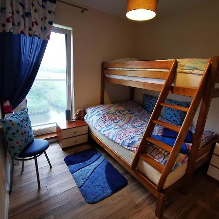 M&K Apartament Sloneczna Wyspa - Sobieszewo, Wyspa Sobieszewska 格但斯克 外观 照片